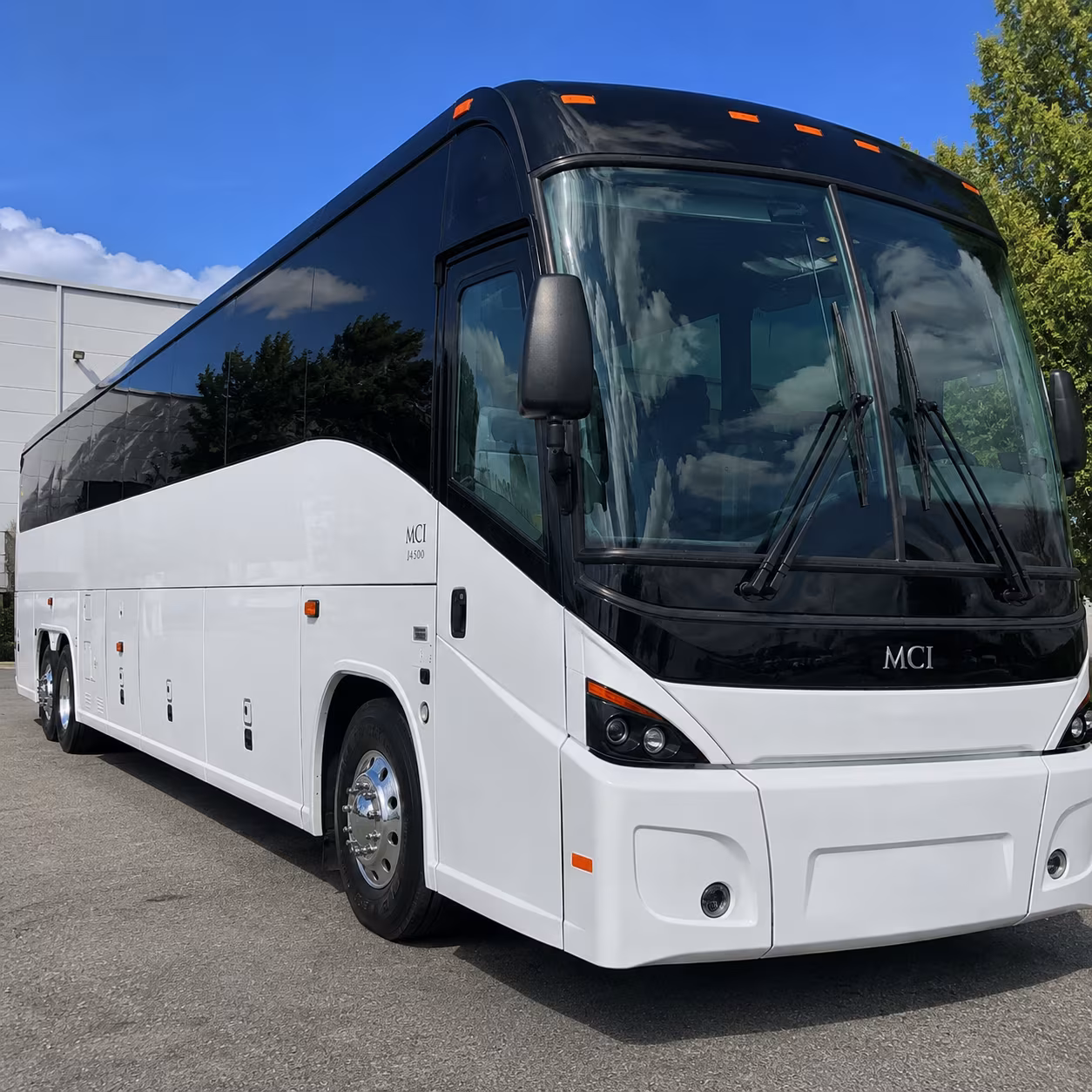 book the perfect ride for your next field trip 3