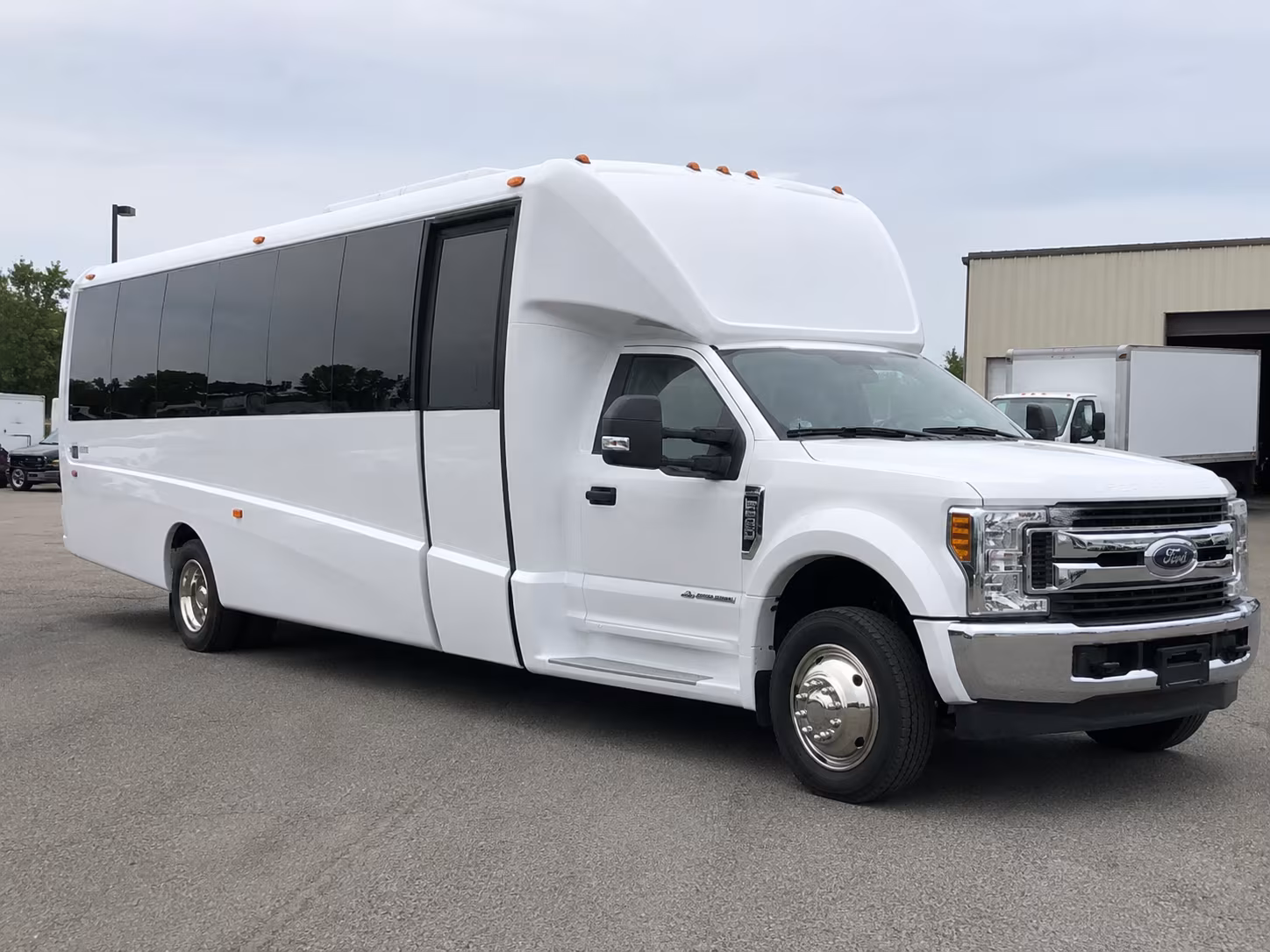 book the perfect ride for your next prom 4