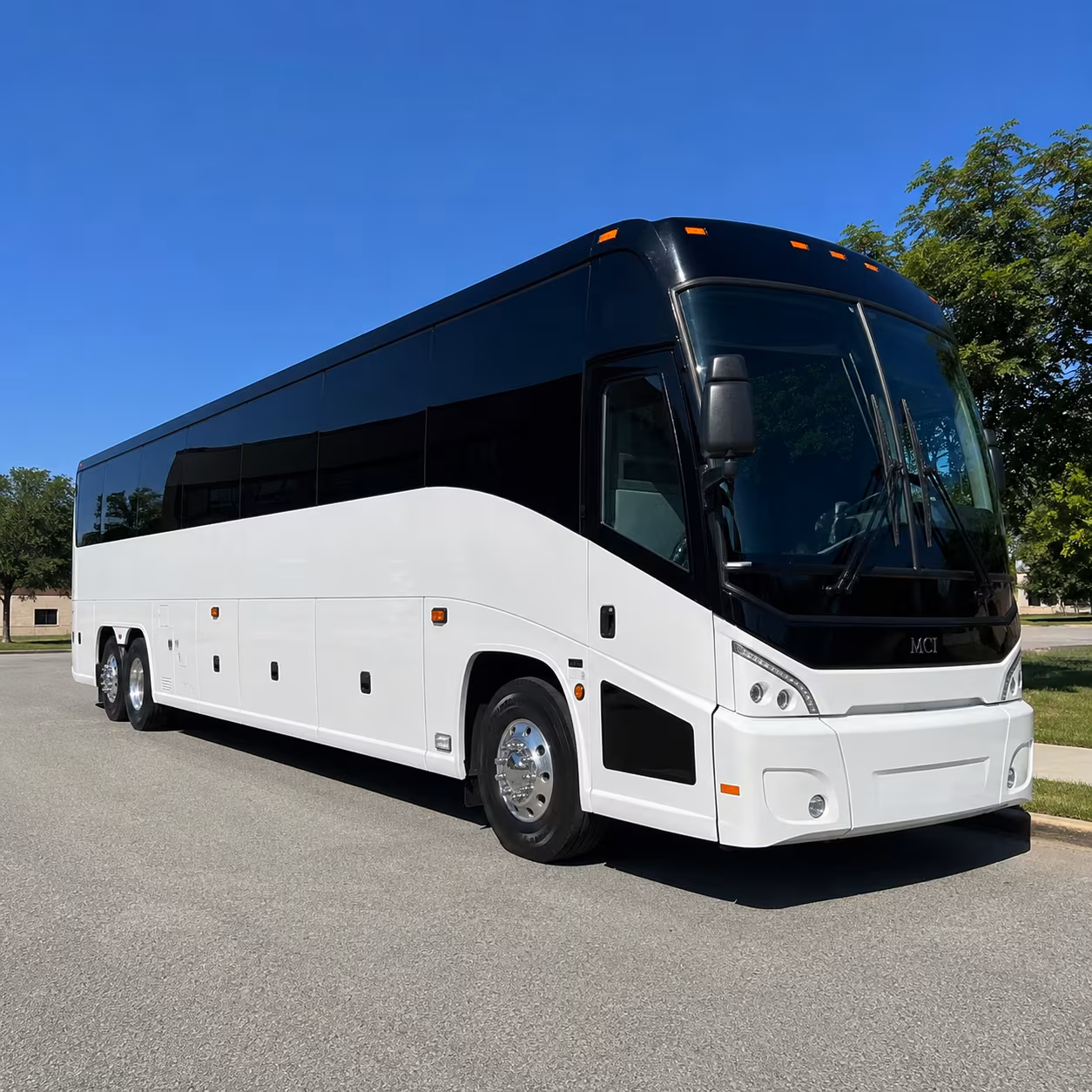 santa barbara 40 passenger charter bus
